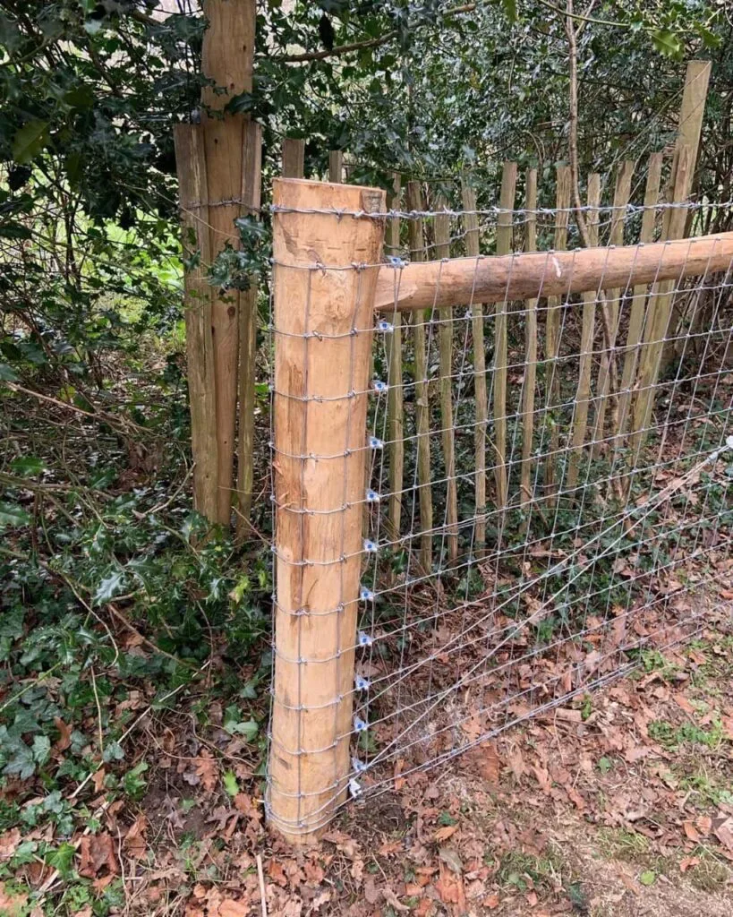 This is a photo of stock fencing installed by Fast Fix Fencing Chatteris